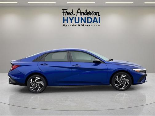 2025 Hyundai ELANTRA HEV SEL Sport