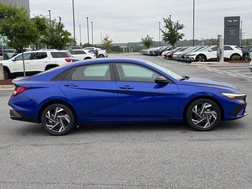 2025 Hyundai ELANTRA HEV SEL Sport