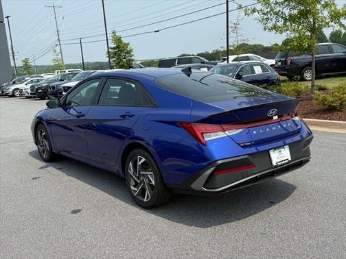 2025 Hyundai ELANTRA HEV SEL Sport
