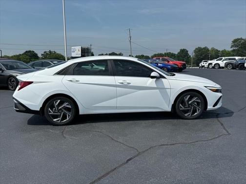 2025 Hyundai ELANTRA HEV Limited