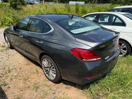 2021 Genesis G70 2.0T