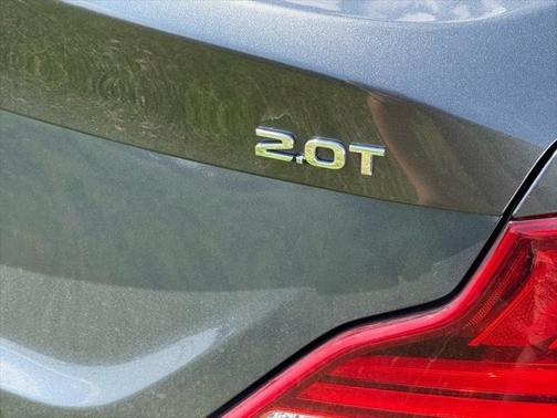 2021 Genesis G70 2.0T