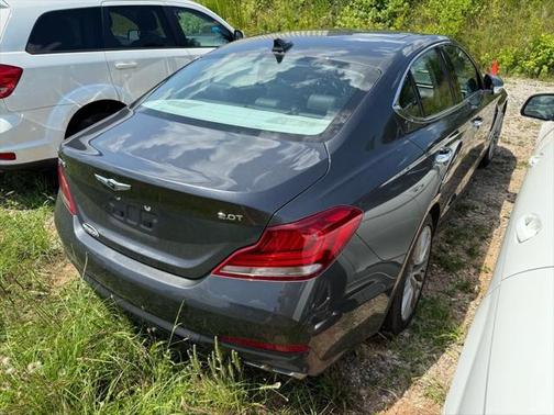 2021 Genesis G70 2.0T