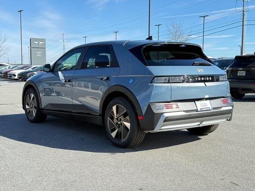 2026 Hyundai IONIQ 5 SE