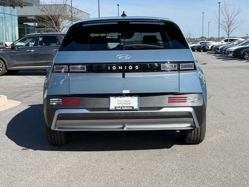 2026 Hyundai IONIQ 5 SE