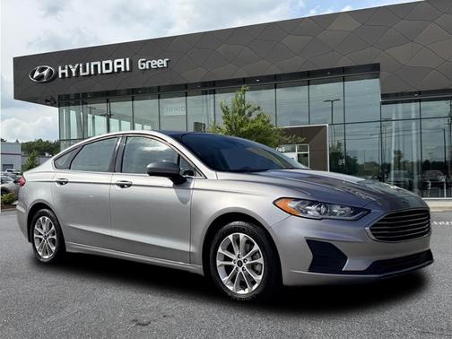 2020 Ford Fusion SE