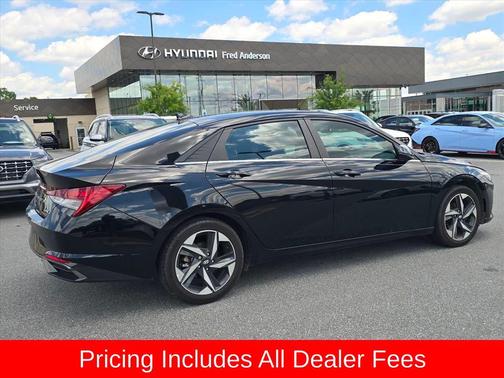 Phantom Black 2022 Hyundai ELANTRA Limited