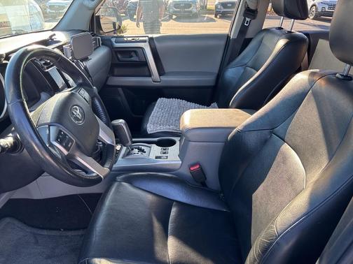 2013 Toyota 4Runner SR5