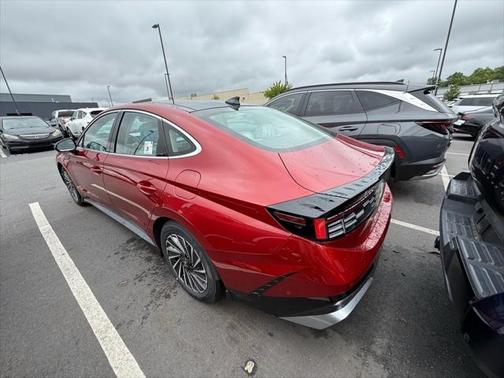2025 Hyundai SONATA Hybrid Limited