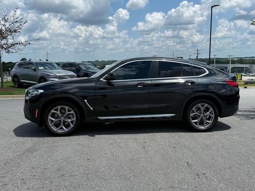 2022 BMW X4 xDrive30i