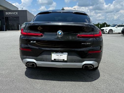 2022 BMW X4 xDrive30i