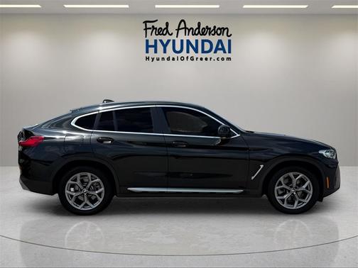 2022 BMW X4 xDrive30i