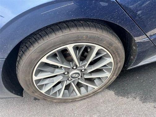 2021 Hyundai SONATA Limited