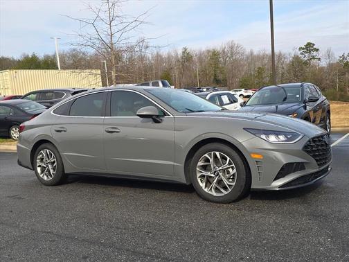 2021 Hyundai SONATA SEL
