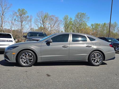 2021 Hyundai SONATA SEL