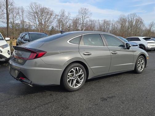 2021 Hyundai SONATA SEL