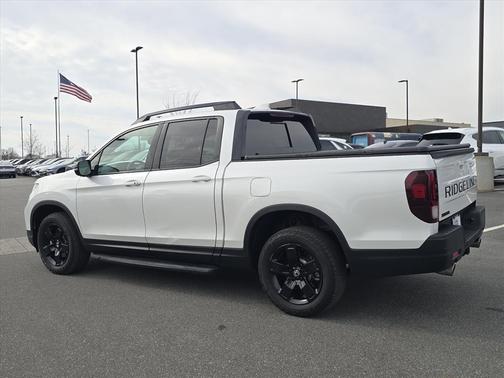 2024 Honda Ridgeline Black Edition