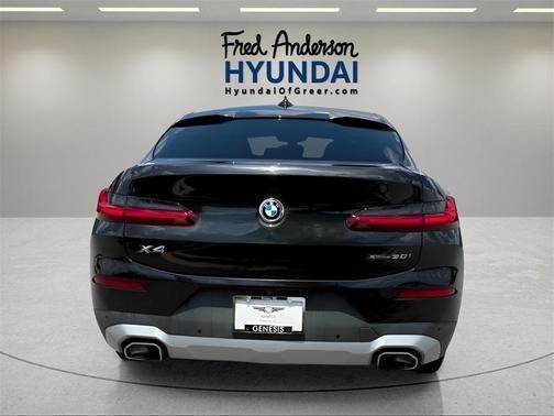 2022 BMW X4 xDrive30i