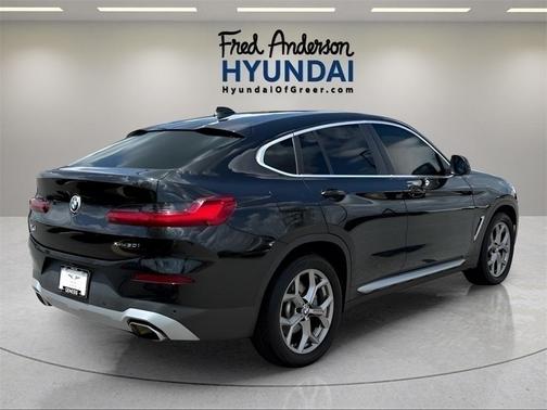 2022 BMW X4 xDrive30i