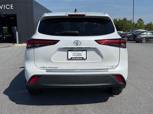 2023 Toyota Highlander L