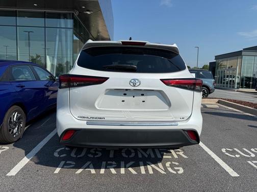 2023 Toyota Highlander L