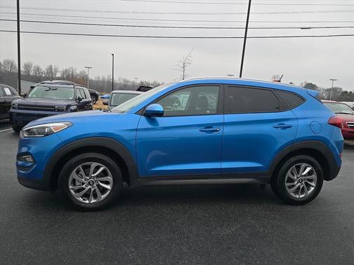 2016 Hyundai TUCSON SE