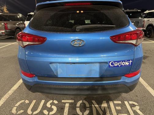 2016 Hyundai TUCSON SE