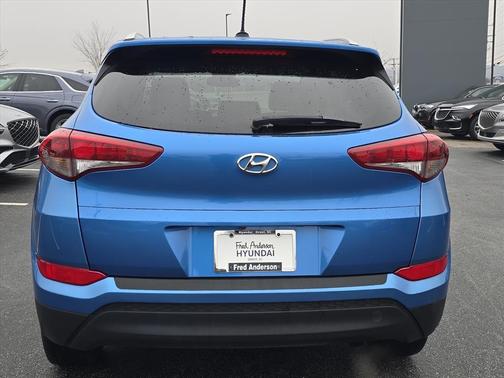 2016 Hyundai TUCSON SE