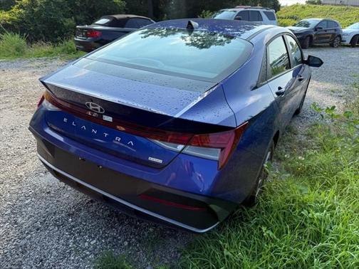 2025 Hyundai ELANTRA HEV Blue
