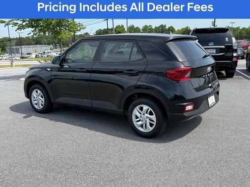 Onyx Black 2026 Hyundai VENUE SE