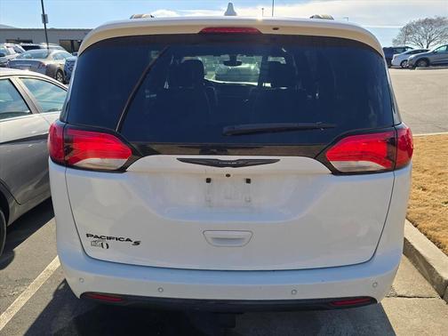 2019 Chrysler Pacifica Touring-L Plus