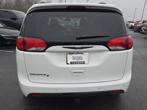 2019 Chrysler Pacifica Touring-L Plus