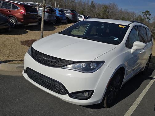 2019 Chrysler Pacifica Touring-L Plus