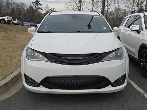 2019 Chrysler Pacifica Touring-L Plus