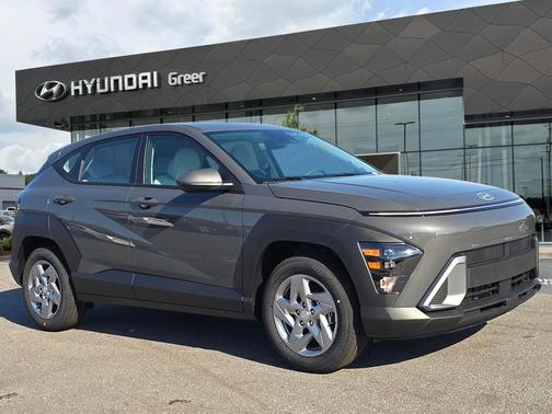 2026 Hyundai KONA SE
