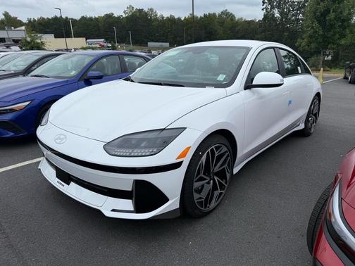 2025 Hyundai IONIQ 6 SEL