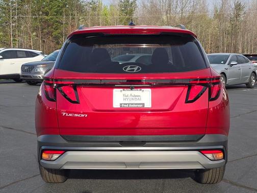 2026 Hyundai TUCSON SEL