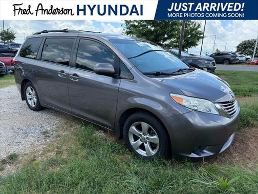 2017 Toyota Sienna L