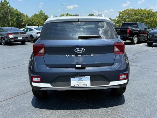2025 Hyundai VENUE Limited