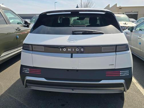 2026 Hyundai IONIQ 5 SEL
