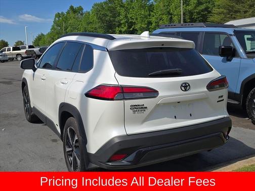 Pearl 2023 Toyota Corolla Cross Hybrid XSE