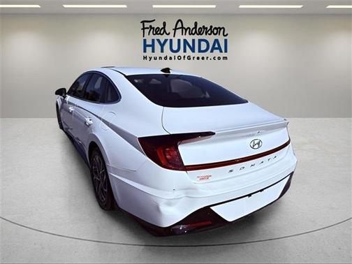 2022 Hyundai SONATA SEL
