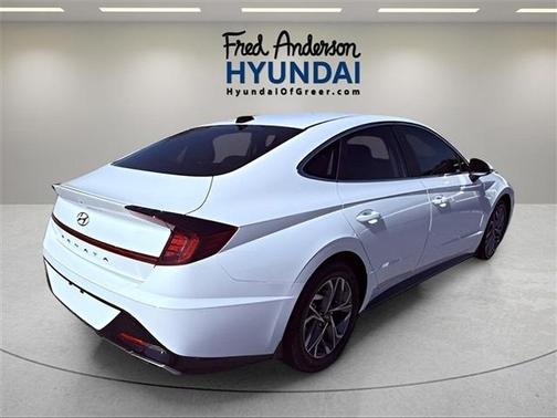 2022 Hyundai SONATA SEL