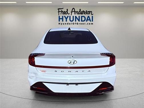 2022 Hyundai SONATA SEL