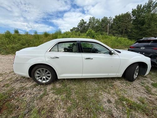 2012 Chrysler 300 Limited