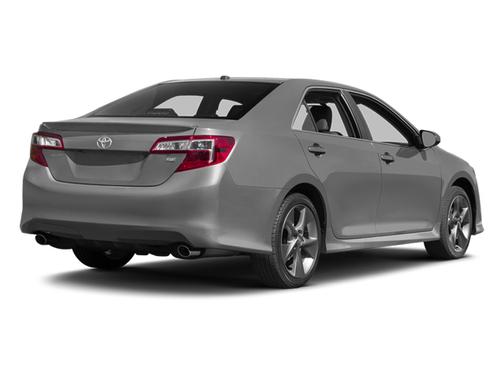 Classic Silver Metallic 2014 Toyota Camry LE