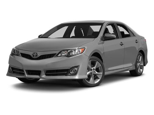 Classic Silver Metallic 2014 Toyota Camry LE