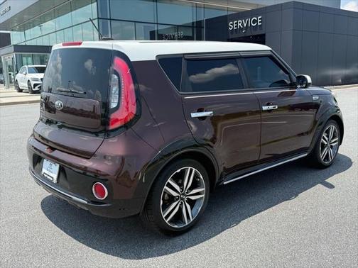 2017 Kia Soul +