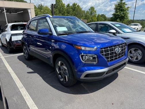2025 Hyundai VENUE Limited