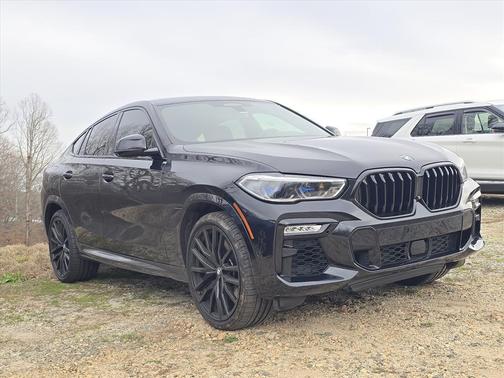2021 BMW X6 M50i